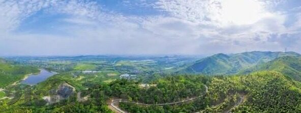 人妻 中文无码 中出-探索人妻角色的多维度解读，爱与责任的交织
